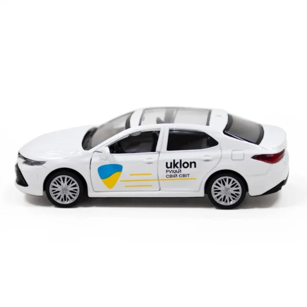Автомодель - Toyota Camry Uklon (білий) - Зображення 4